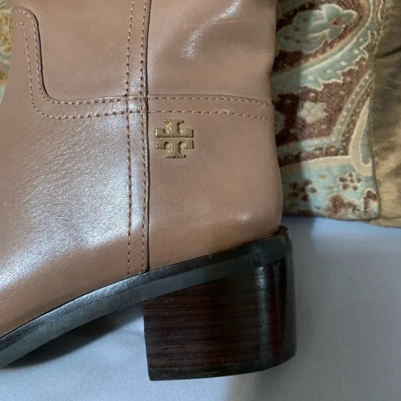 Tory Burch 7.5 Tall Leather Riding Boot Brand New